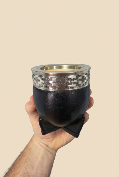 Mate imperial de calabaza negro con virola de acero cincelado
